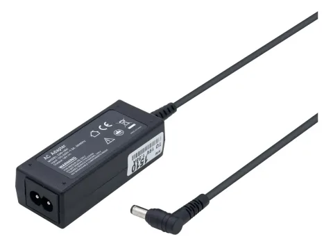 Cargador 19V 2.37A 45W pin 5.5 x 2.5mm Exo BGH Bangho
